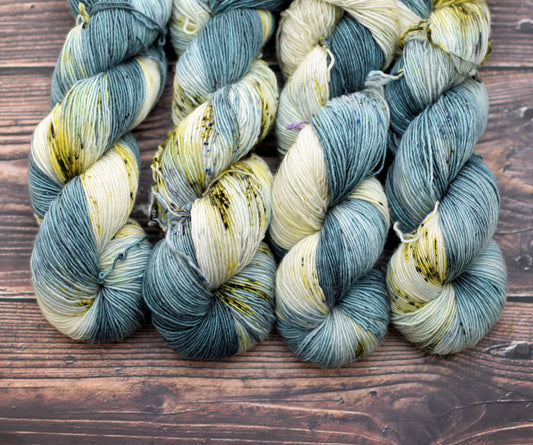 "Almost Neptune" - Superwash Merino Singles - Hand Dyed Yarn -  100g ~366m