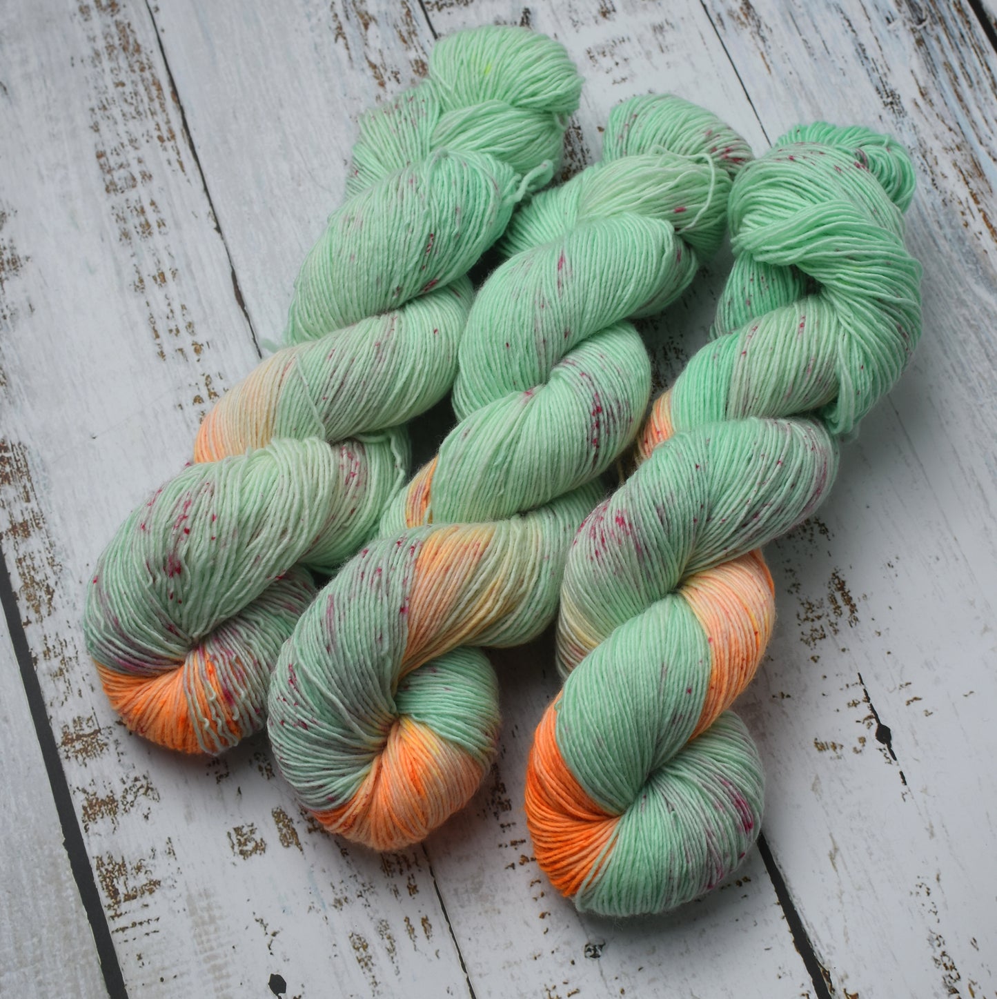 "Ferly" - Superwash Merino Singles - Hand Dyed Yarn -  100g ~366m