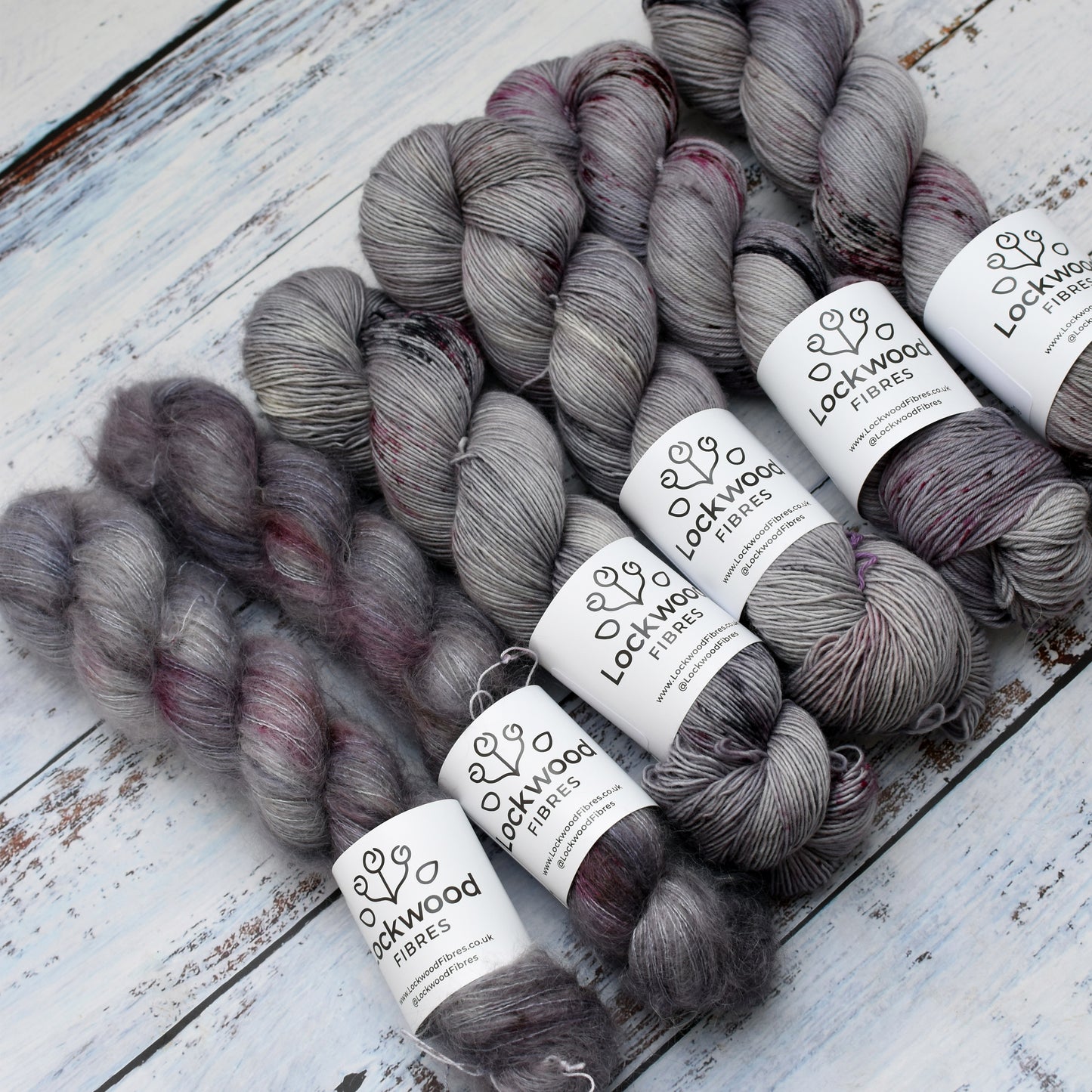 "Mauvellous" - Superwash Merino Singles - Hand Dyed Yarn -  100g ~366m