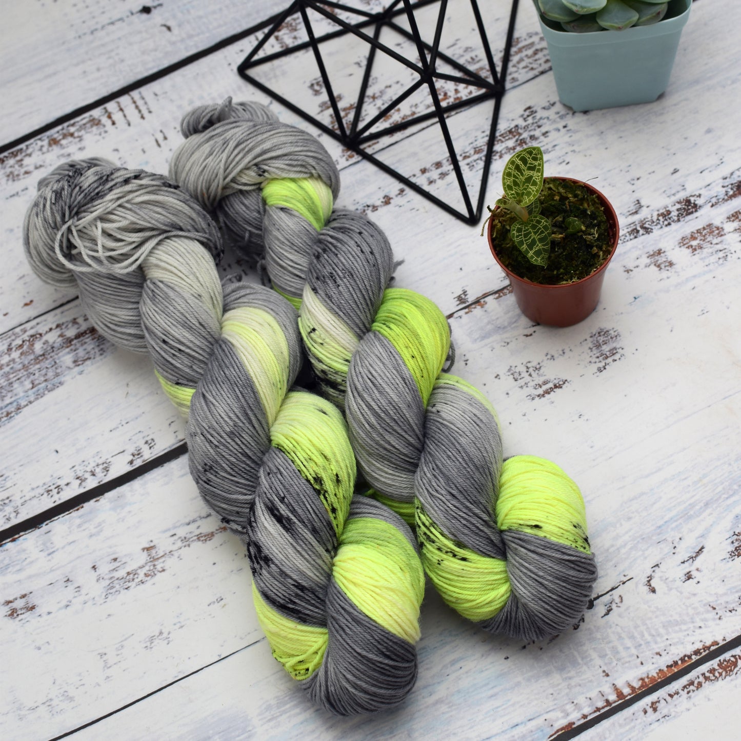 "Toxic" ~ MERINO SOCK ~ Superwash Merino / Nylon - Hand Dyed -  100g